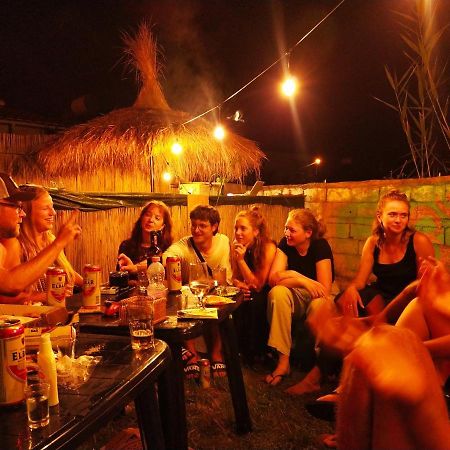 Pinegroove Hostel Vlora Εξωτερικό φωτογραφία