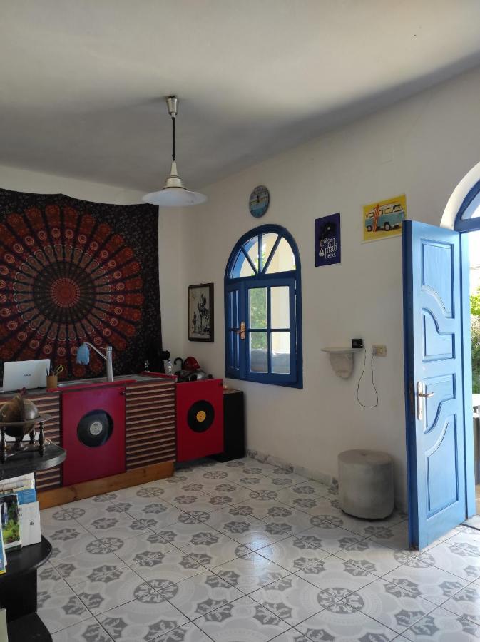 Pinegroove Hostel Vlora Εξωτερικό φωτογραφία