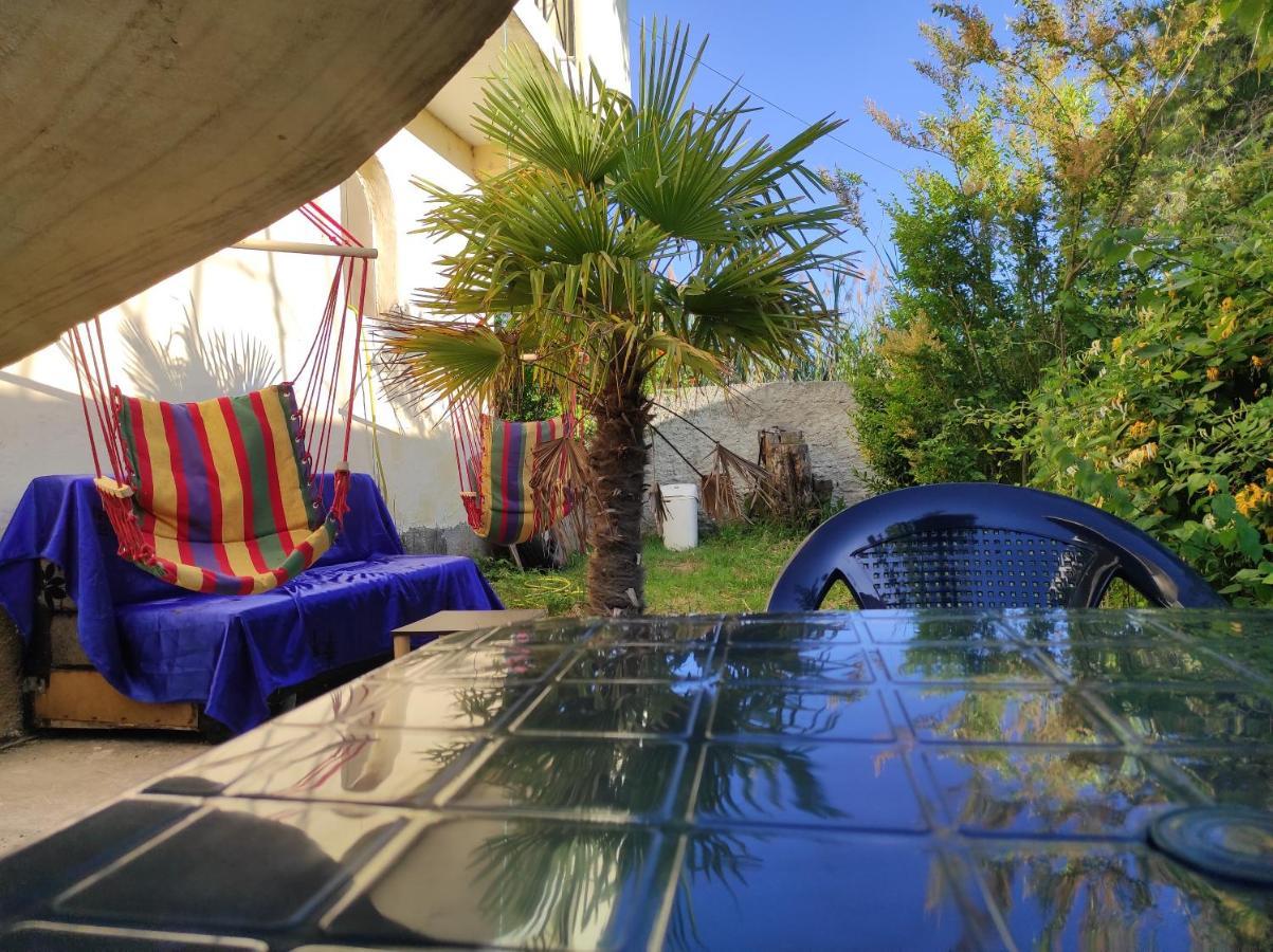 Pinegroove Hostel Vlora Εξωτερικό φωτογραφία